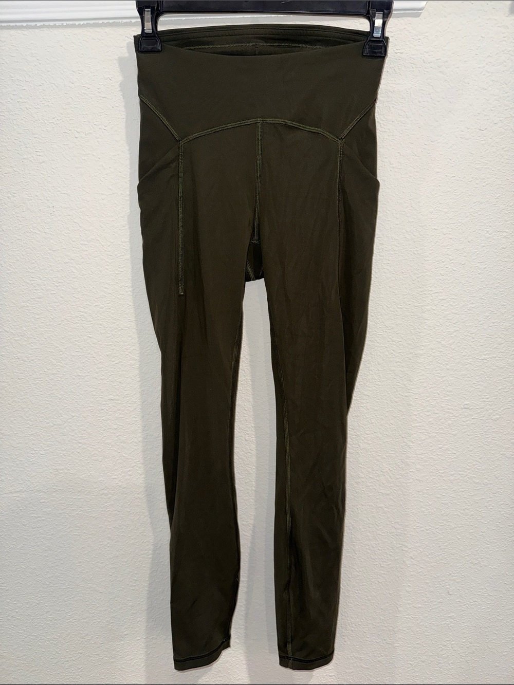 lululemon athletica women’s Performance Jacket in Olive